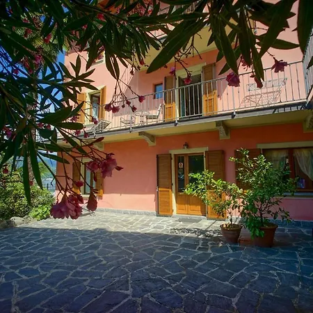 La Baia D'Acquadolce Villa Bolzano Novarese Exterior photo